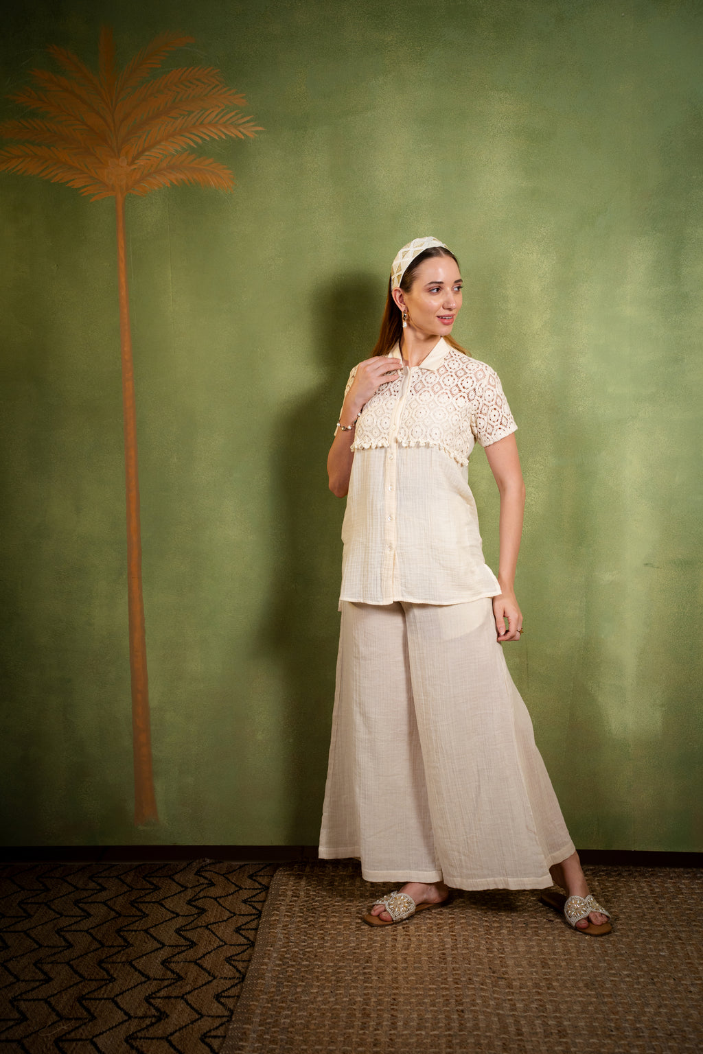 Ivory Whisper Set